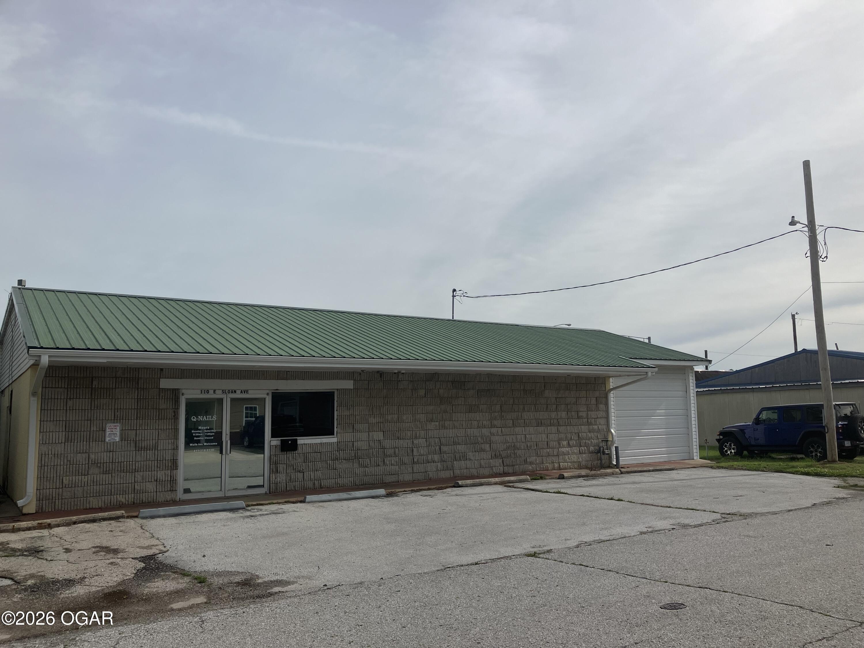 Property Image for 110 E Sloan Avenue