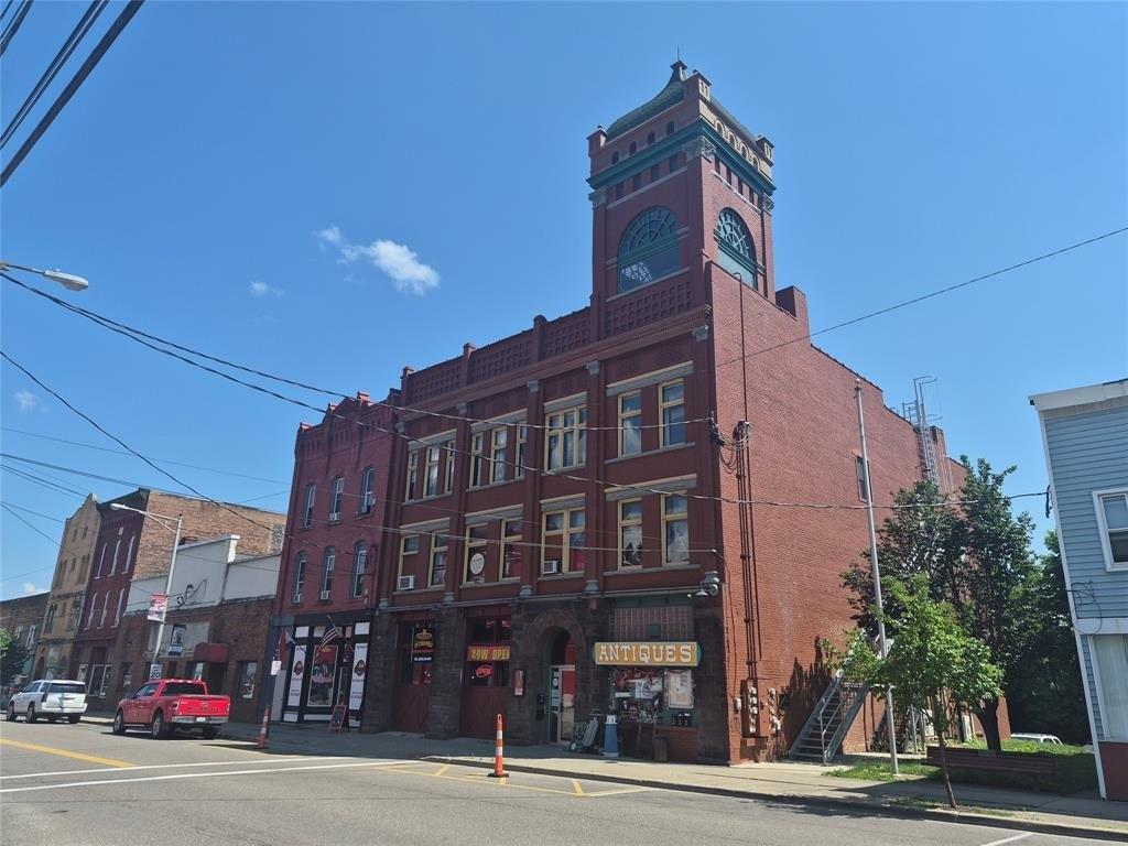 Property Image for 358 Broad Street