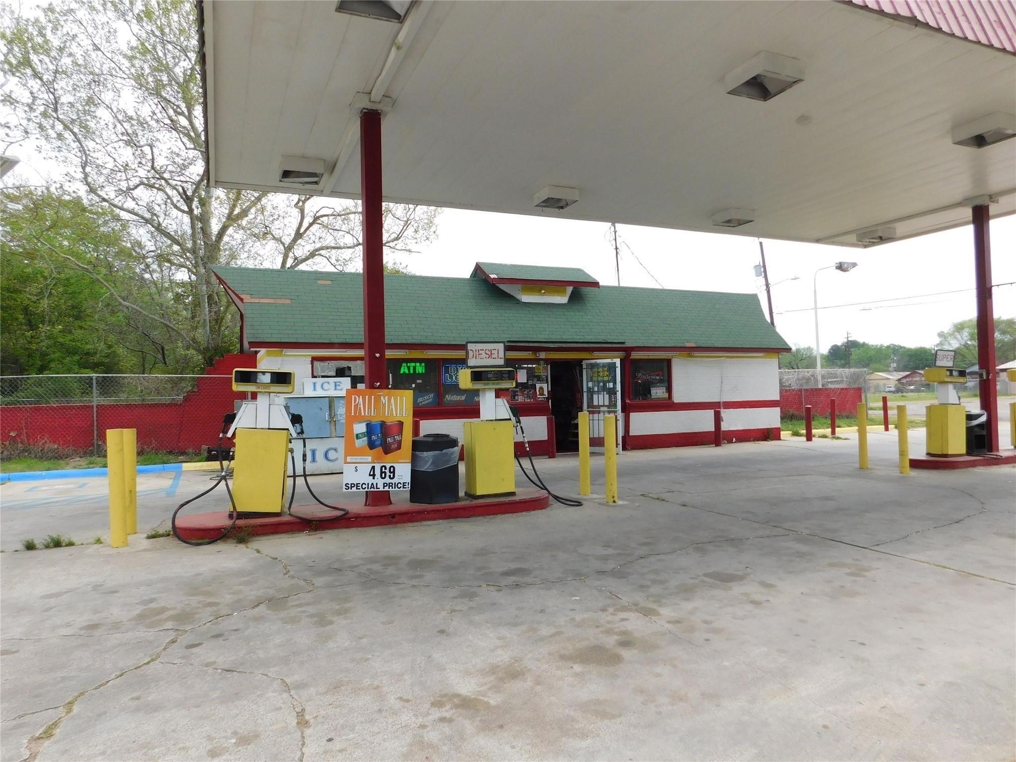 Property Image for 4111 Hearne Avenue