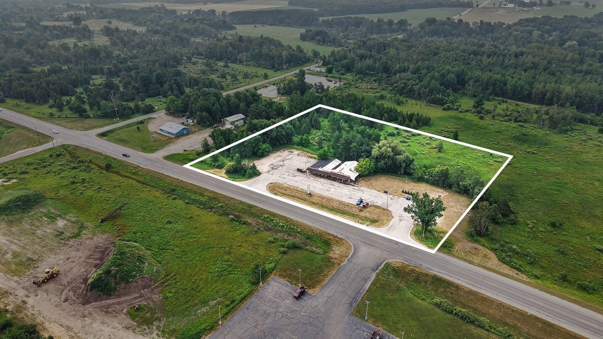 Property Image for 20221 Us-10