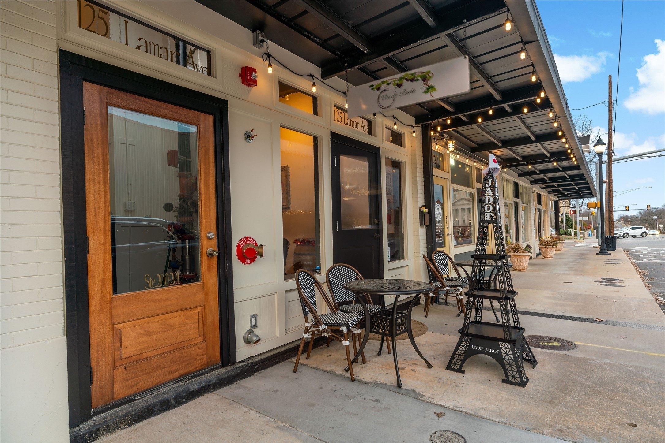 Property Image for 121-125 Lamar Avenue