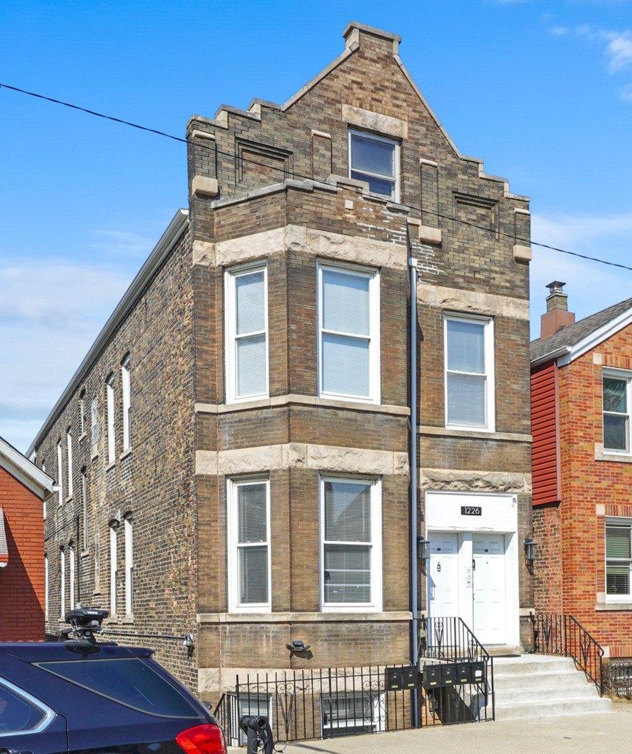 Property Image for 1226 W 31st Place