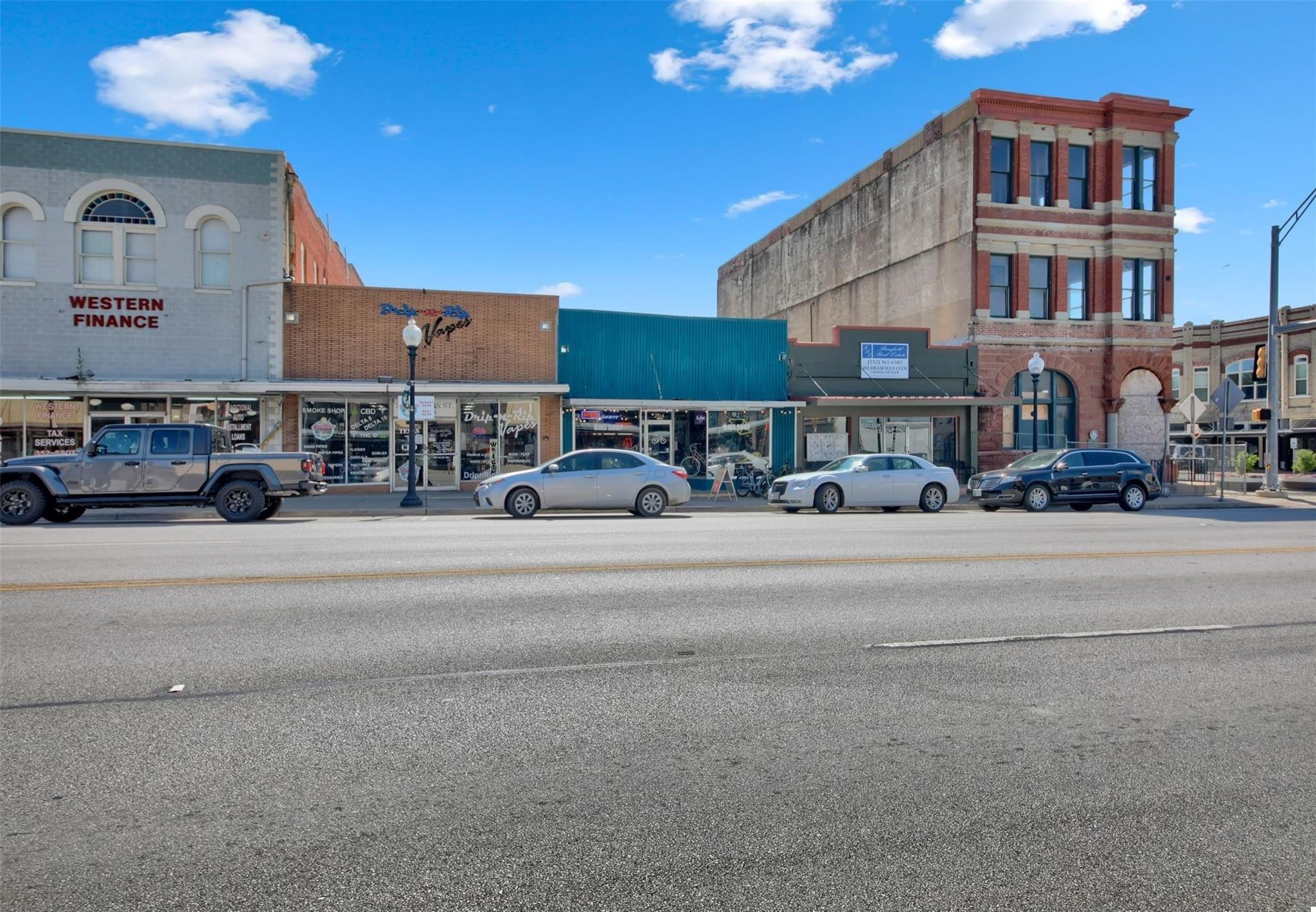 Property Image for 202 N Main St N