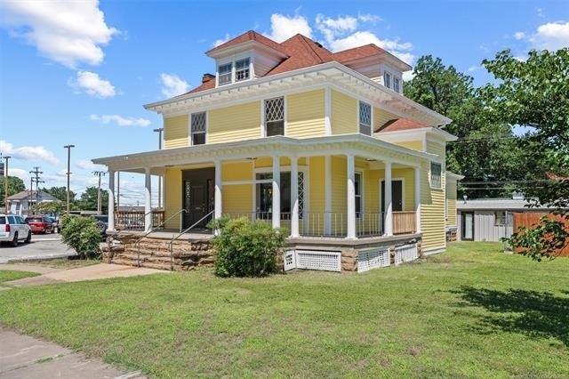 Property Image for 822 S Johnstone Avenue