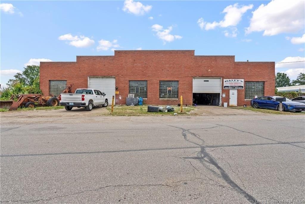Property Image for 130 E Bell Avenue