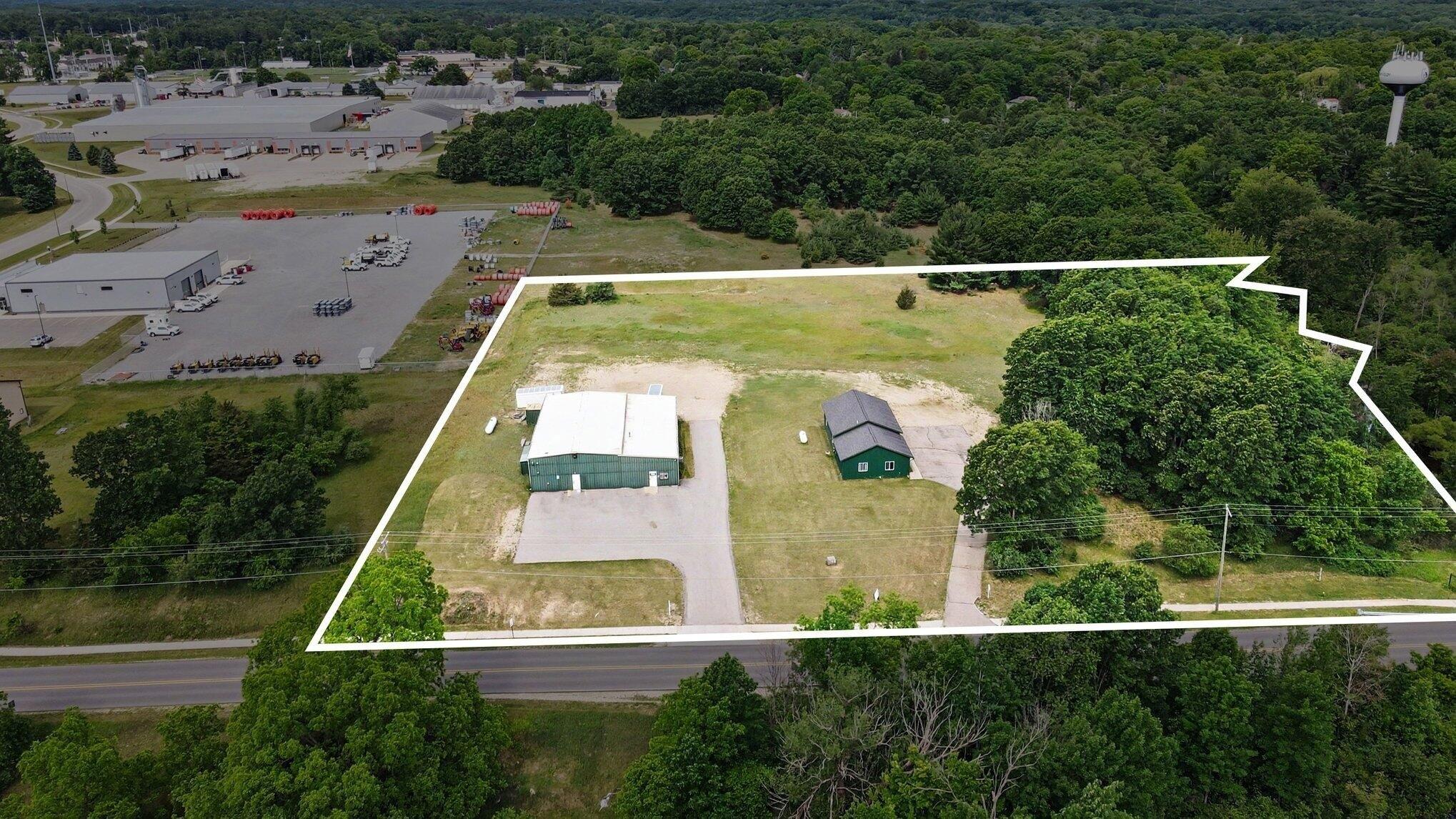 Property Image for 479 & 515 S Division Street