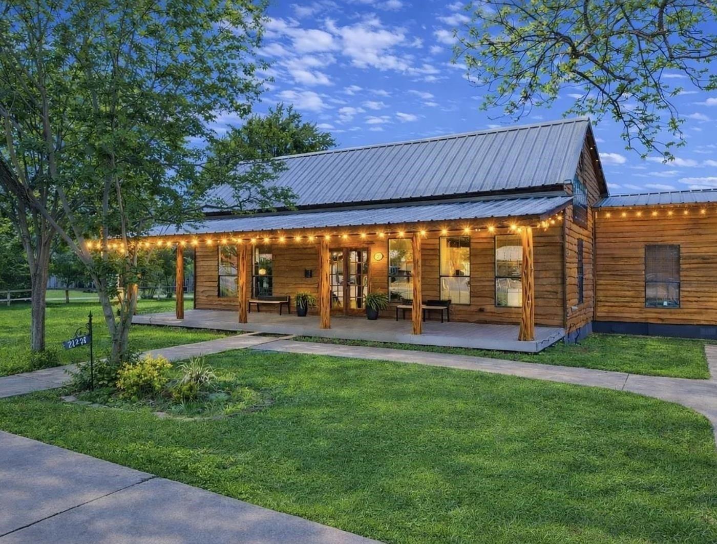 Property Image for 212 Ave N