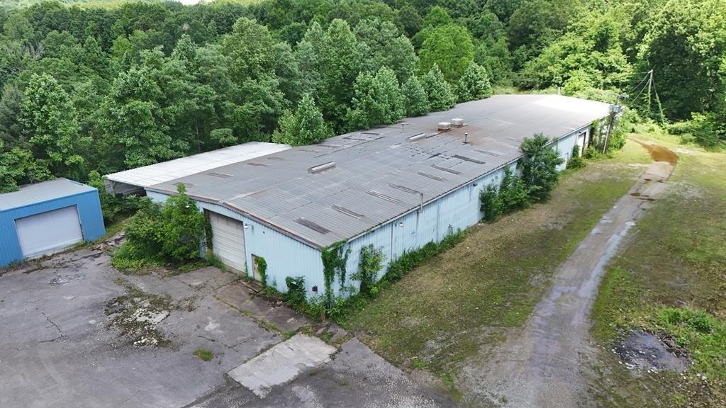 Property Image for 87 Robin Hood Ln.