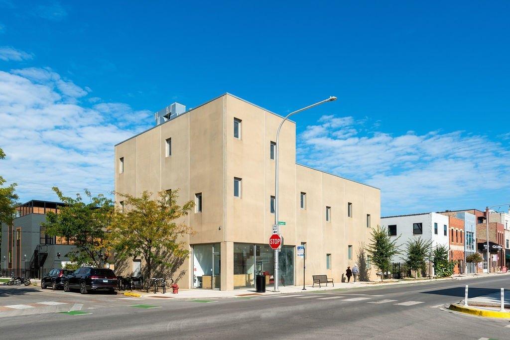 Property Image for 2054 W Grand Avenue