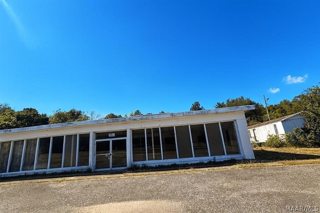 Property Image for 408 Highway 80 E