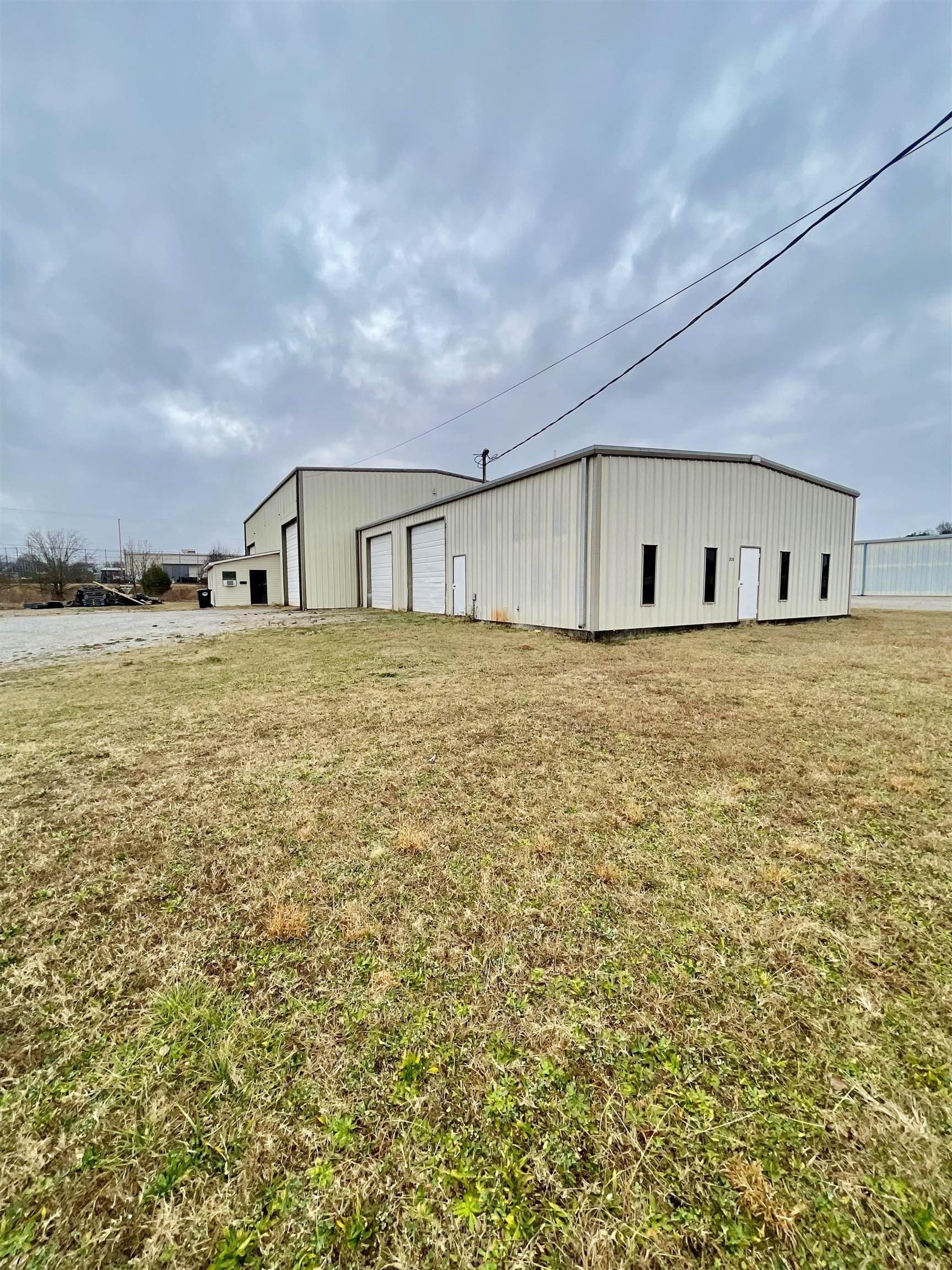 Property Image for 208 Industrial Dr