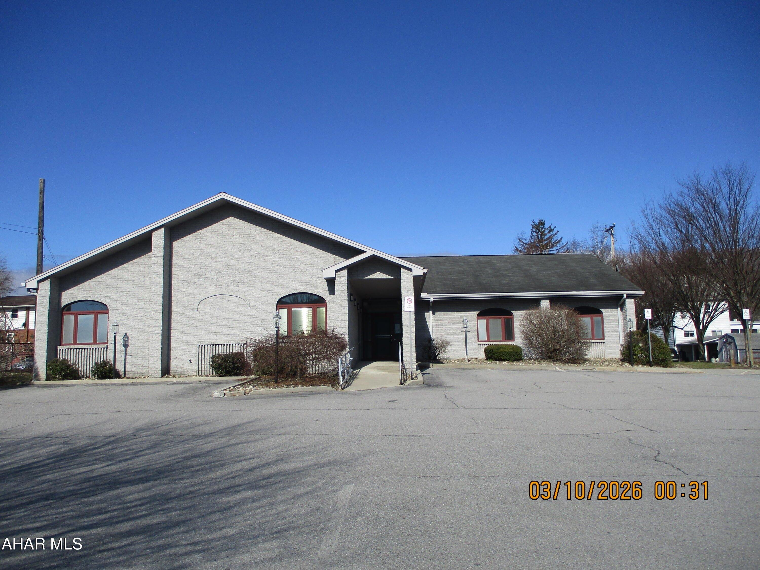 Property Image for 1528 Pleasant Valley Boulevard