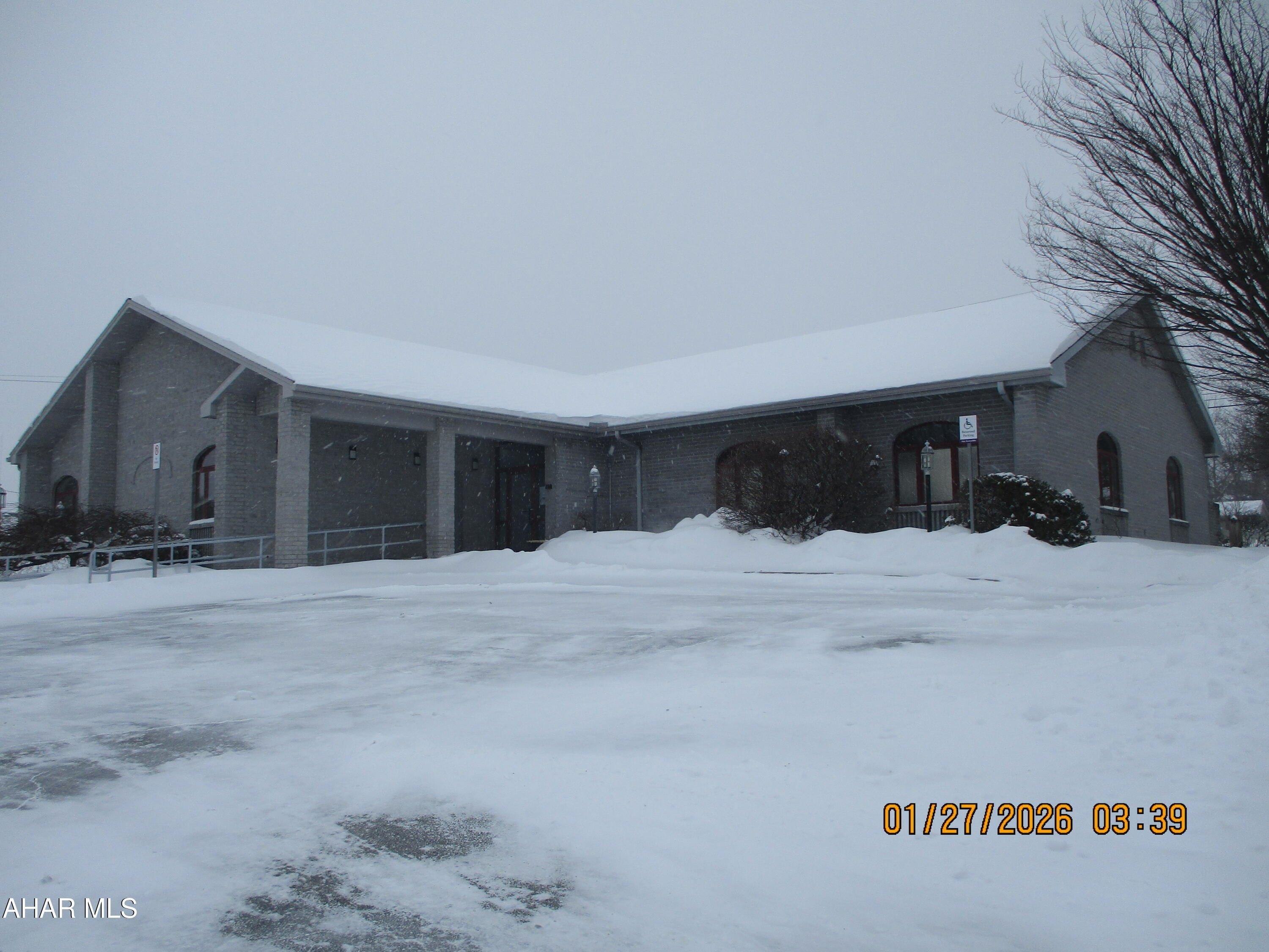 Property Image for 1528 Pleasant Valley Boulevard