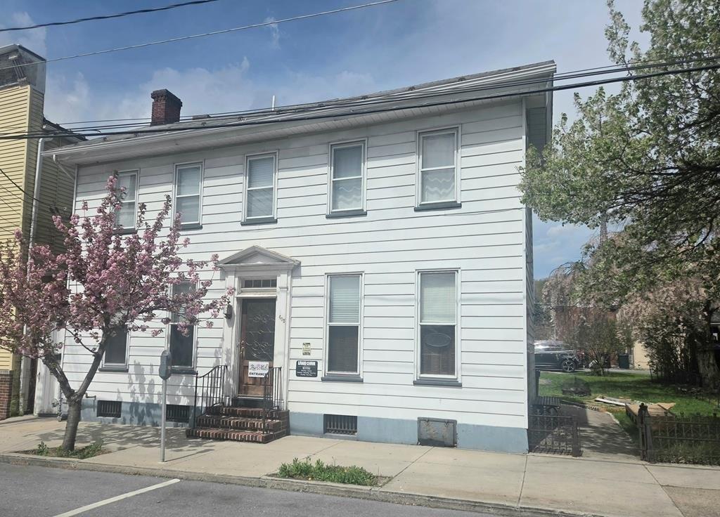 Property Image for 605/607 Mifflin St