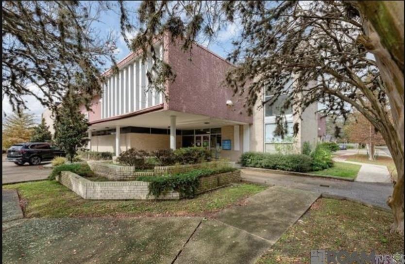 Property Image for 5353 Florida Blvd