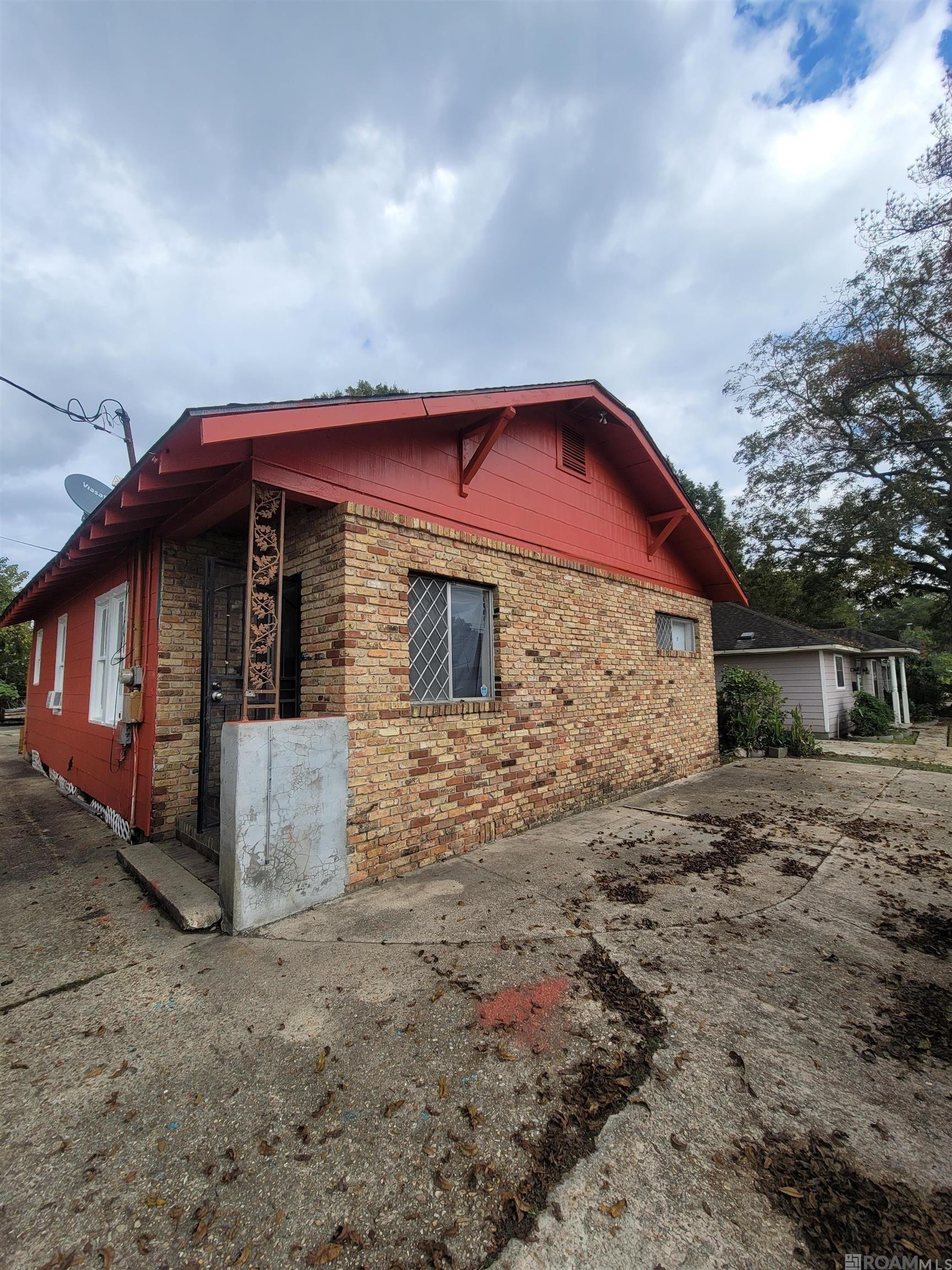 Property Image for 5121 Evangeline St