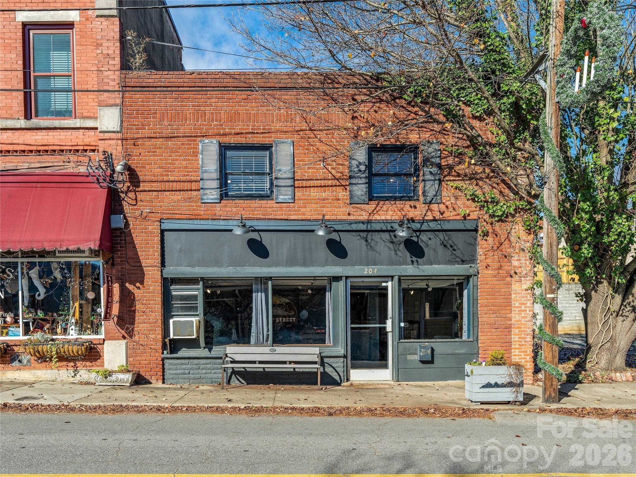 Property Image for 204 Sutton Avenue