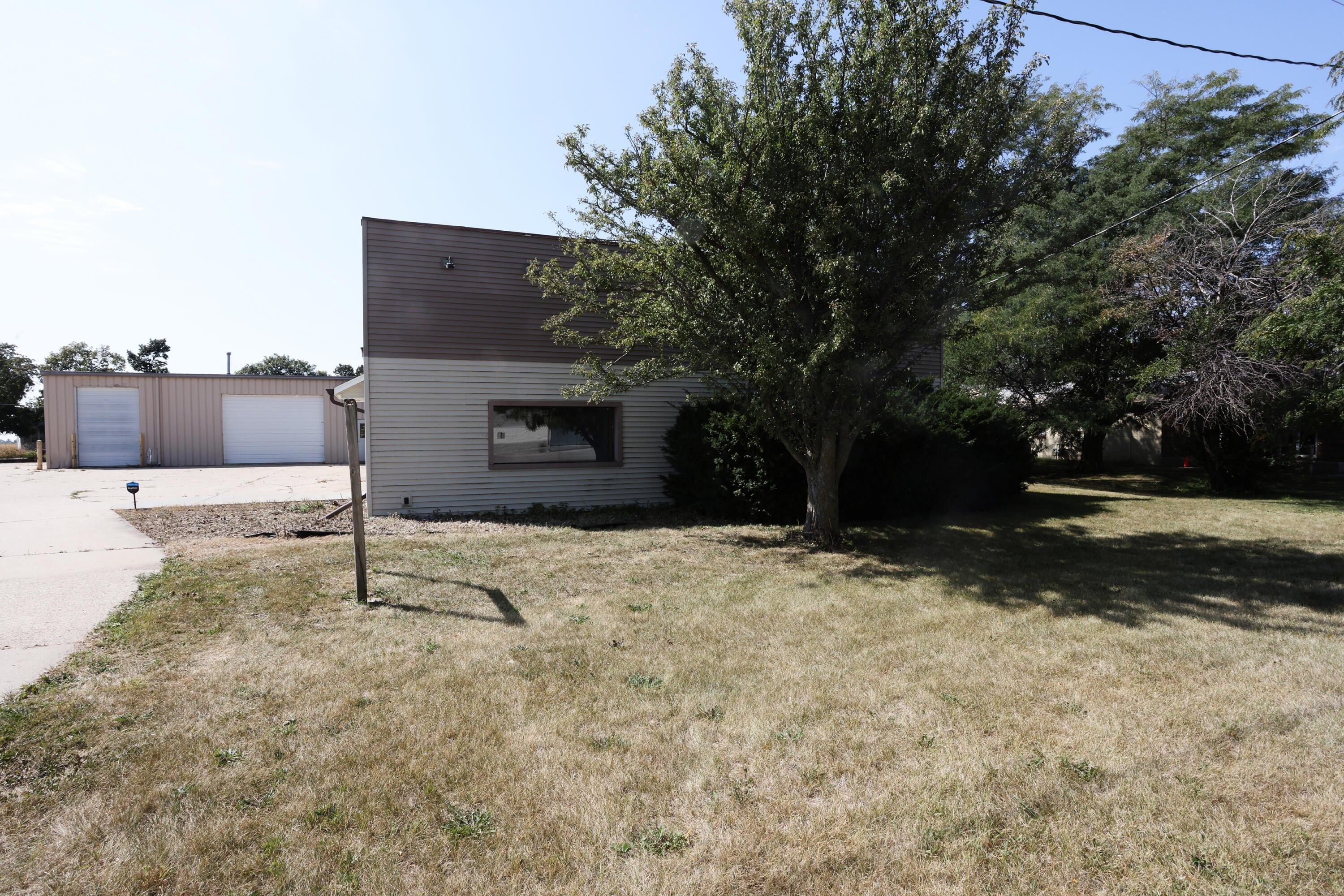 Property Image for 2136 Mamie Eisenhower Avenue