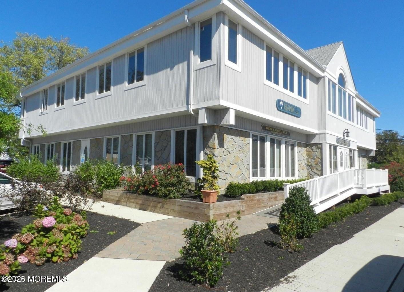 Property Image for 27 Beach Road