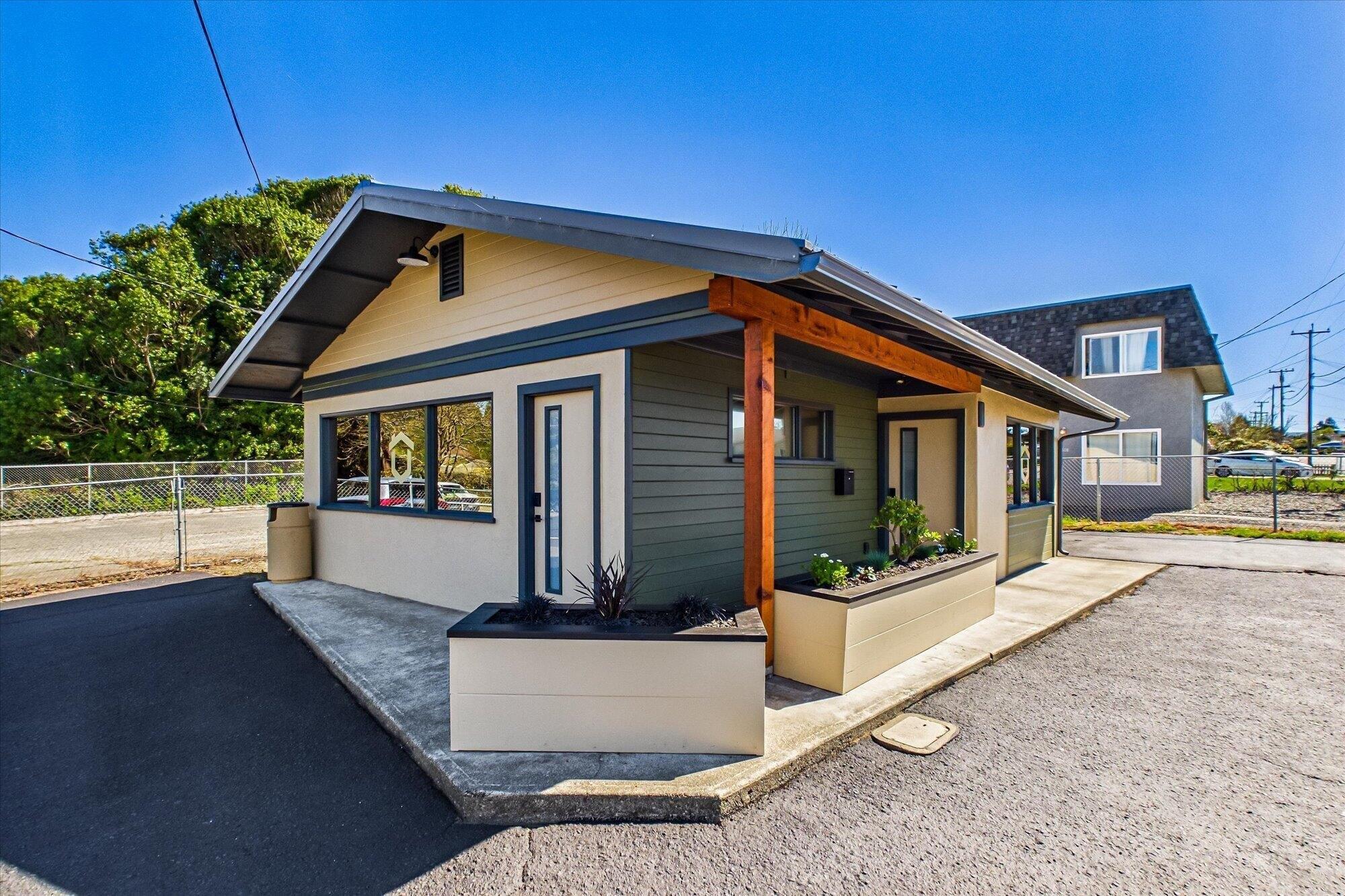 Property Image for 3106 School Street