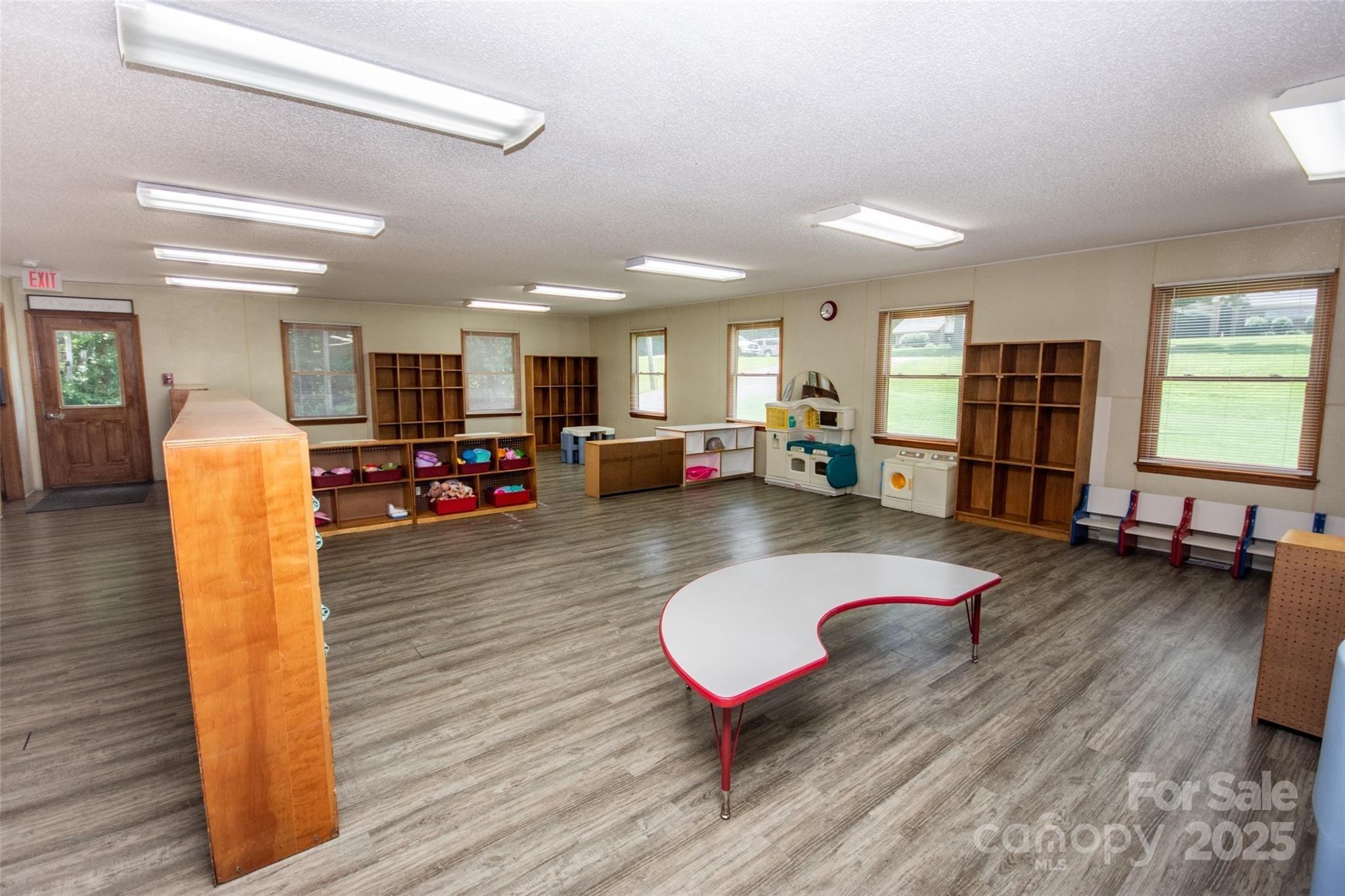 Property Image for 2250 Wilkesboro Highway