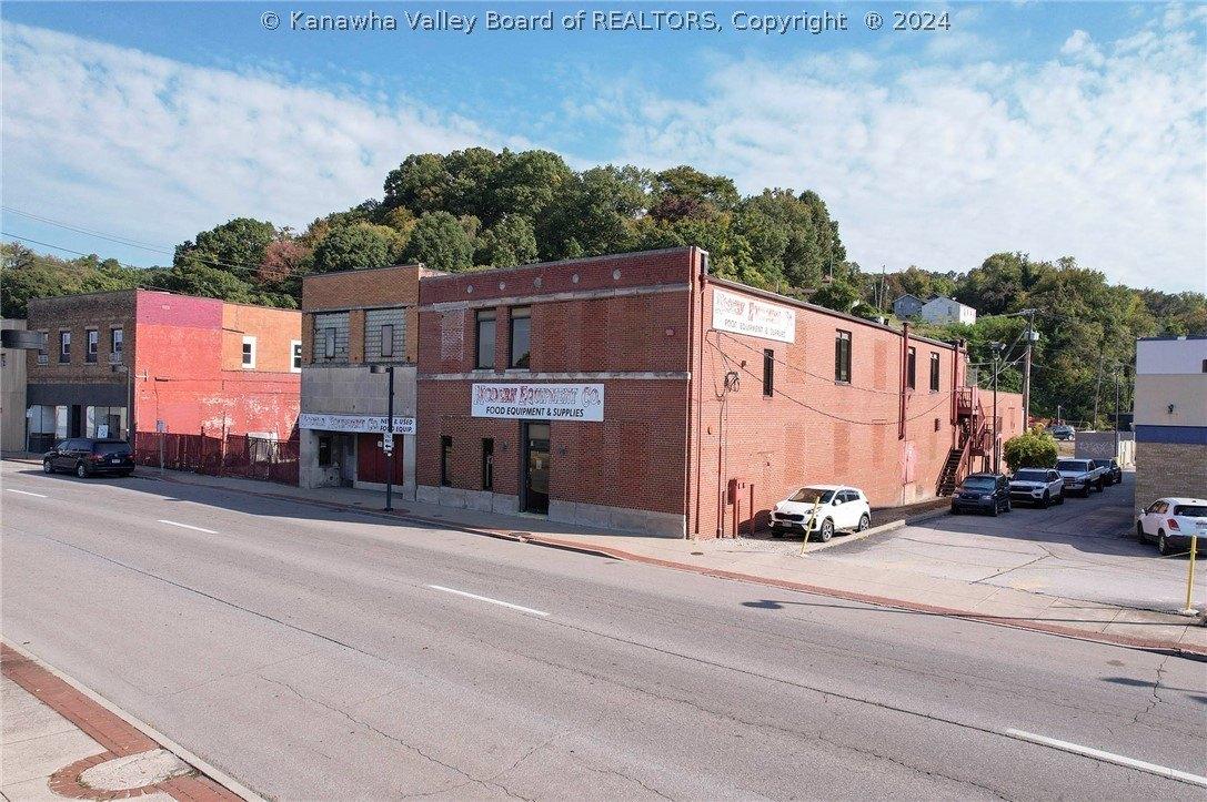 Property Image for 416-418 Washington Street W