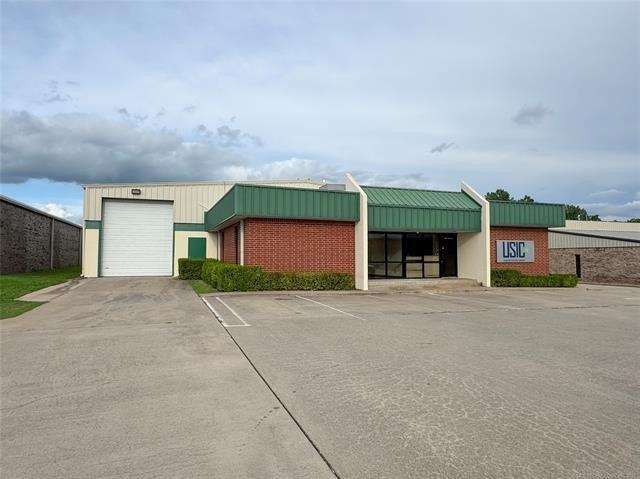 Property Image for 2005 N Willow Avenue