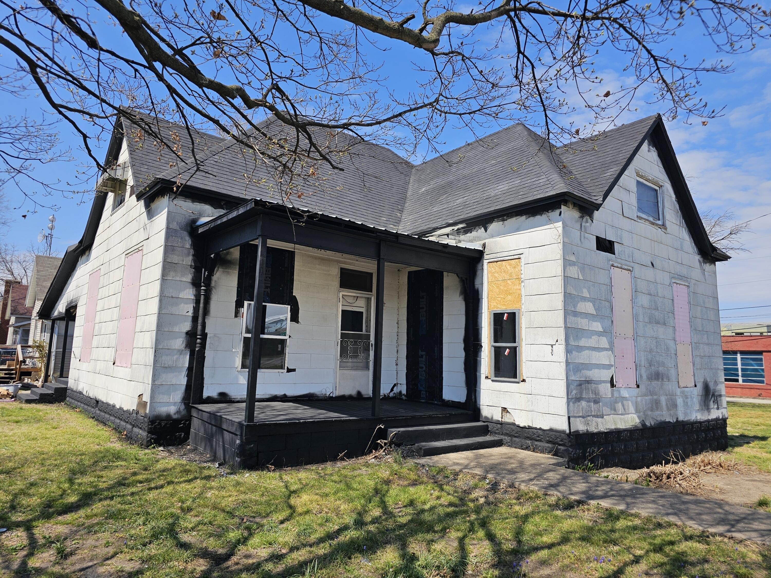 Property Image for 135 E Locust Street