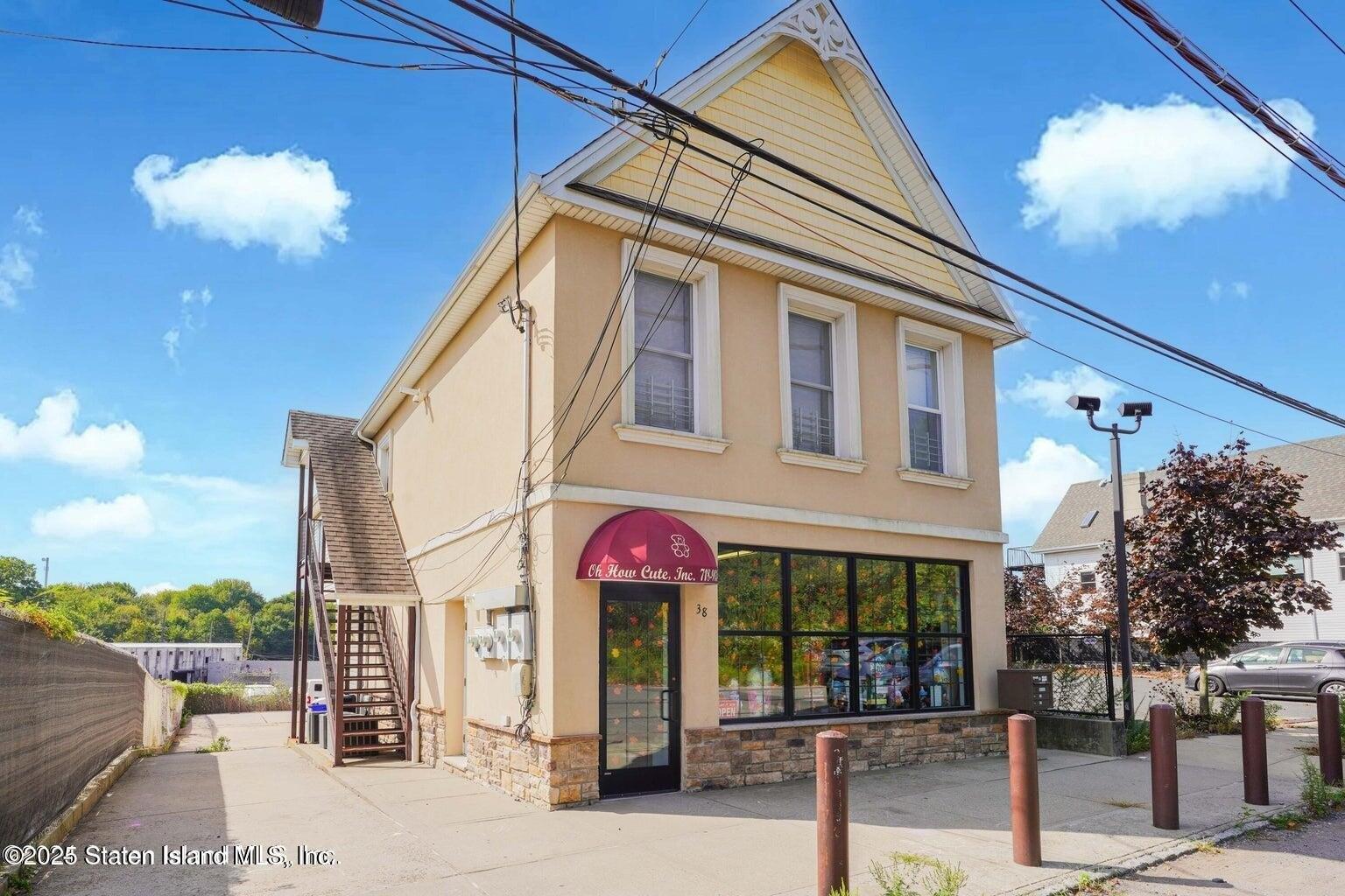 Property Image for 38 Androvette Street