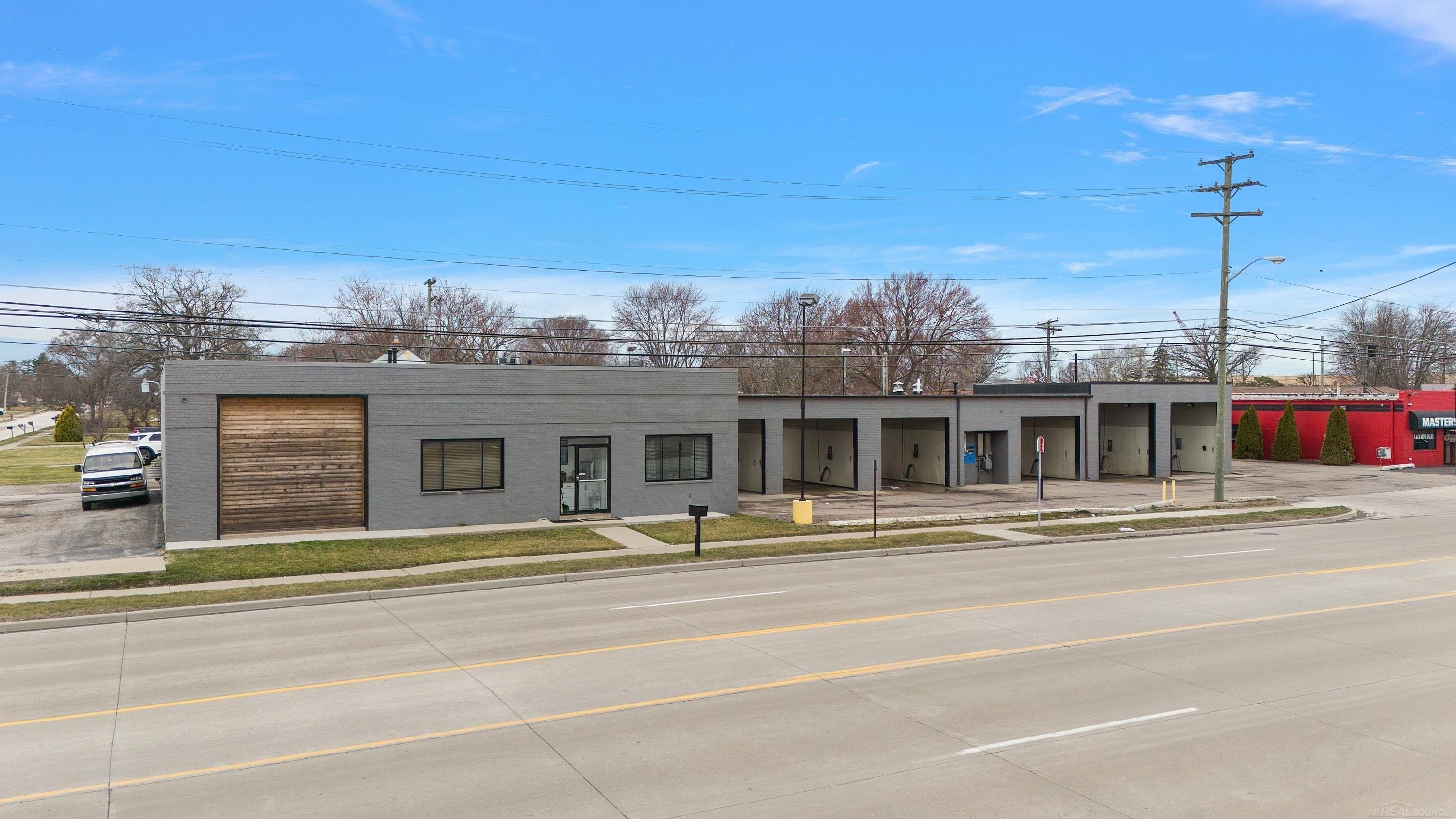 Property Image for 30201-30225 Little Mack