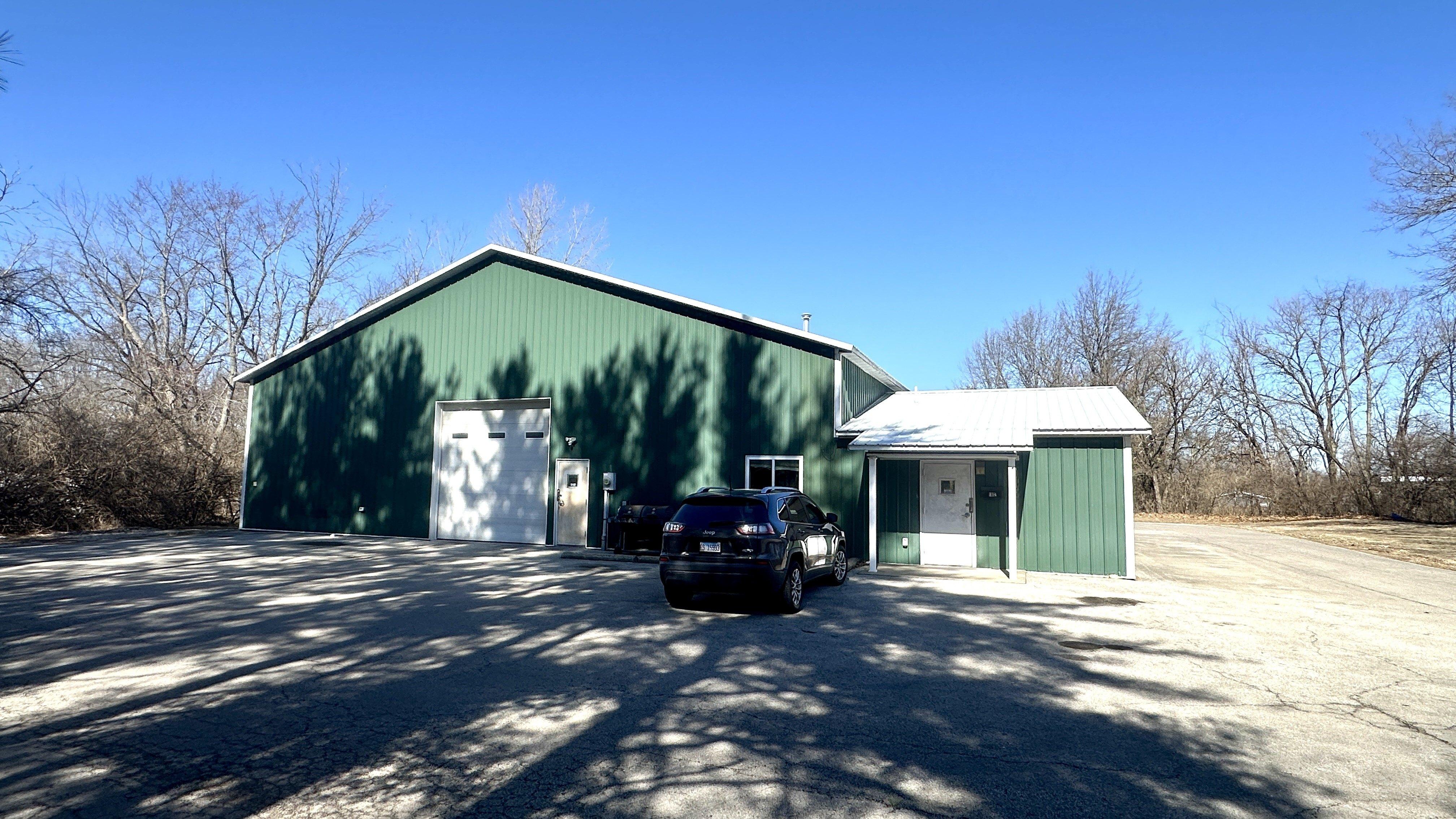 Property Image for 1102 W Ravina Park Rd, Decatur, IL 62526