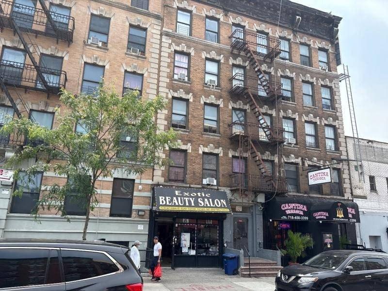 Property Image for 576 Southern Blvd.