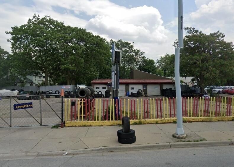 Property Image for 820 S Division Avenue