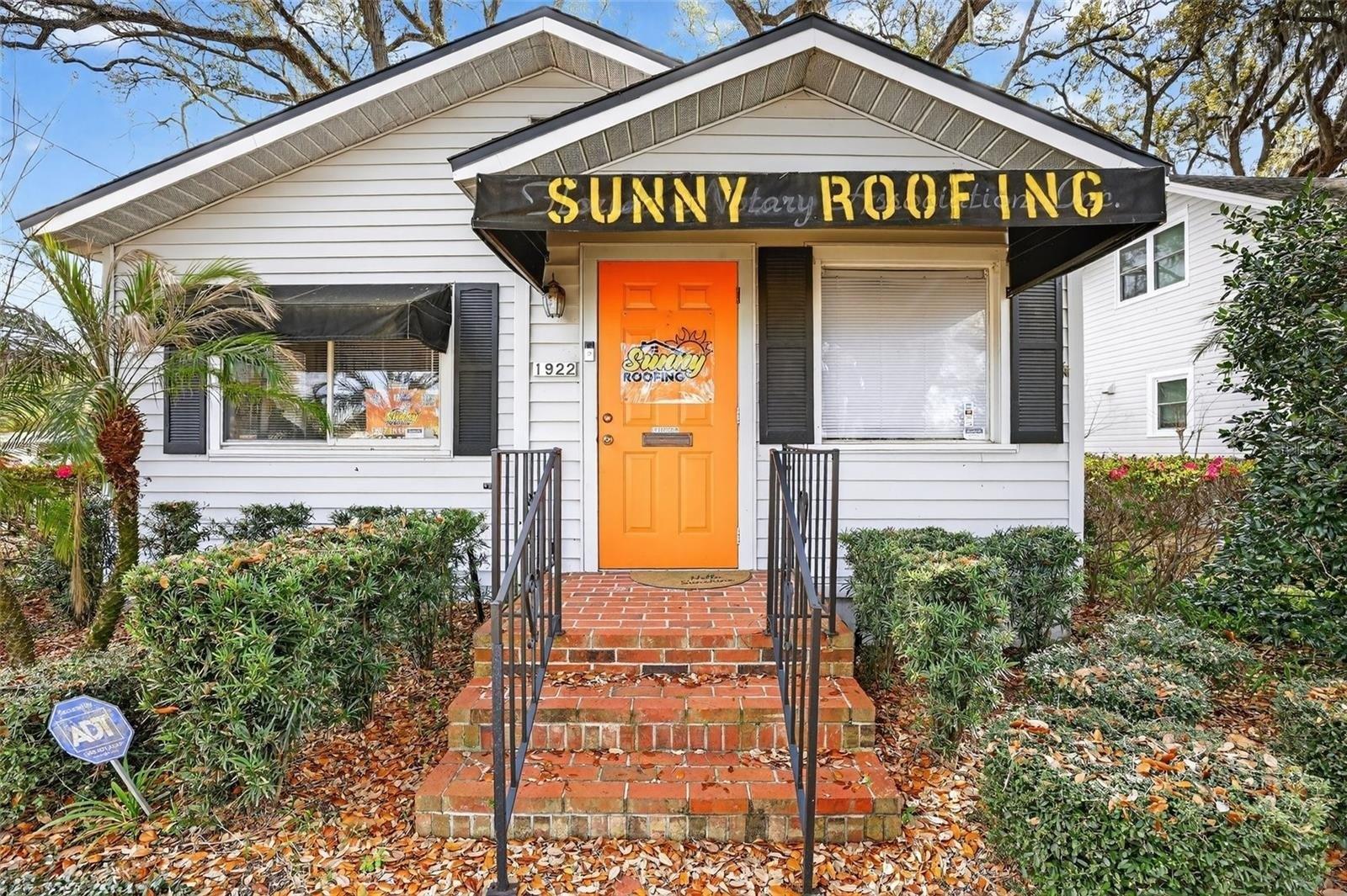 Property Image for 1922 Hillcrest Street