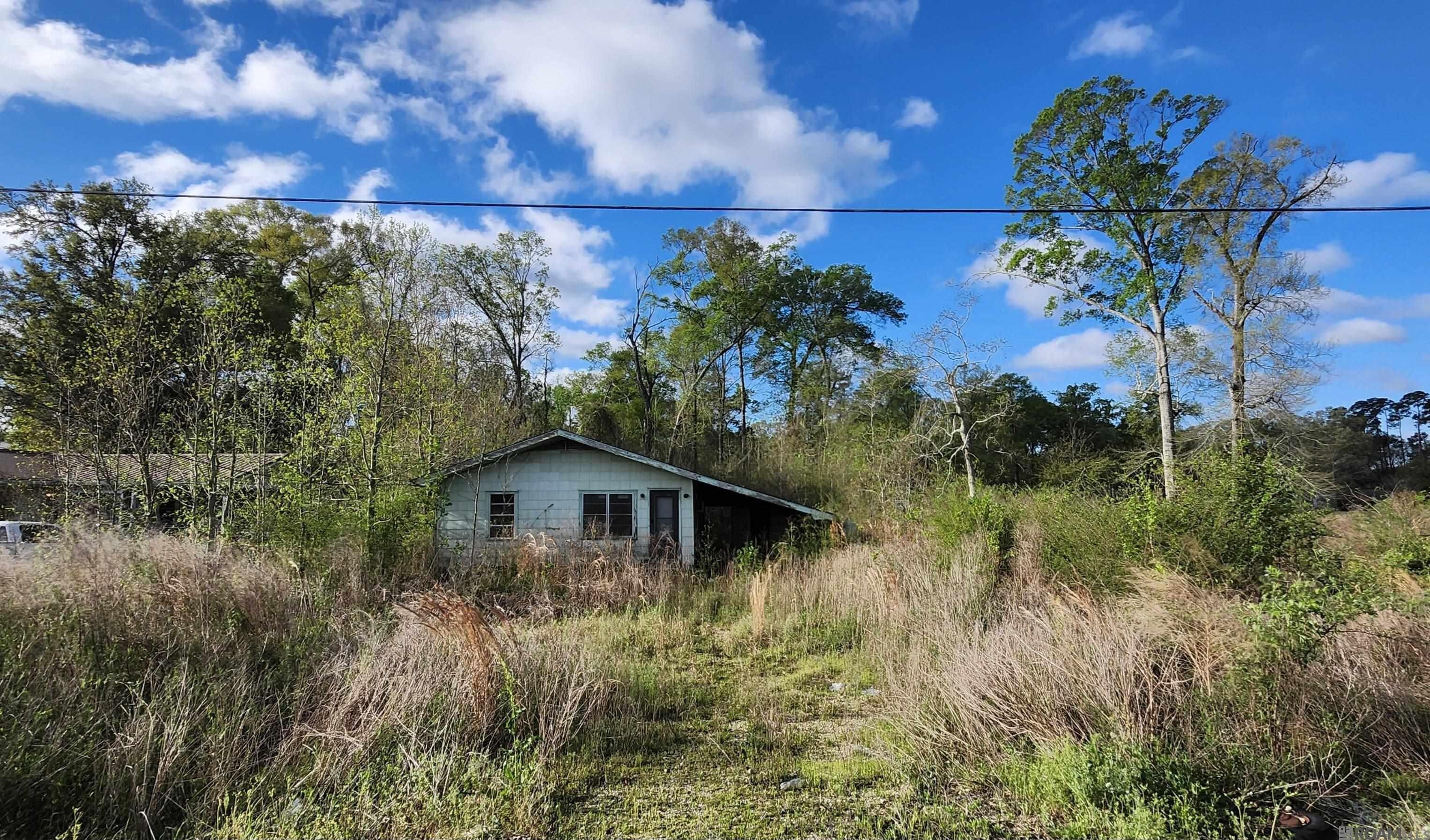 Property Image for 7668 Magnolia Beach Rd
