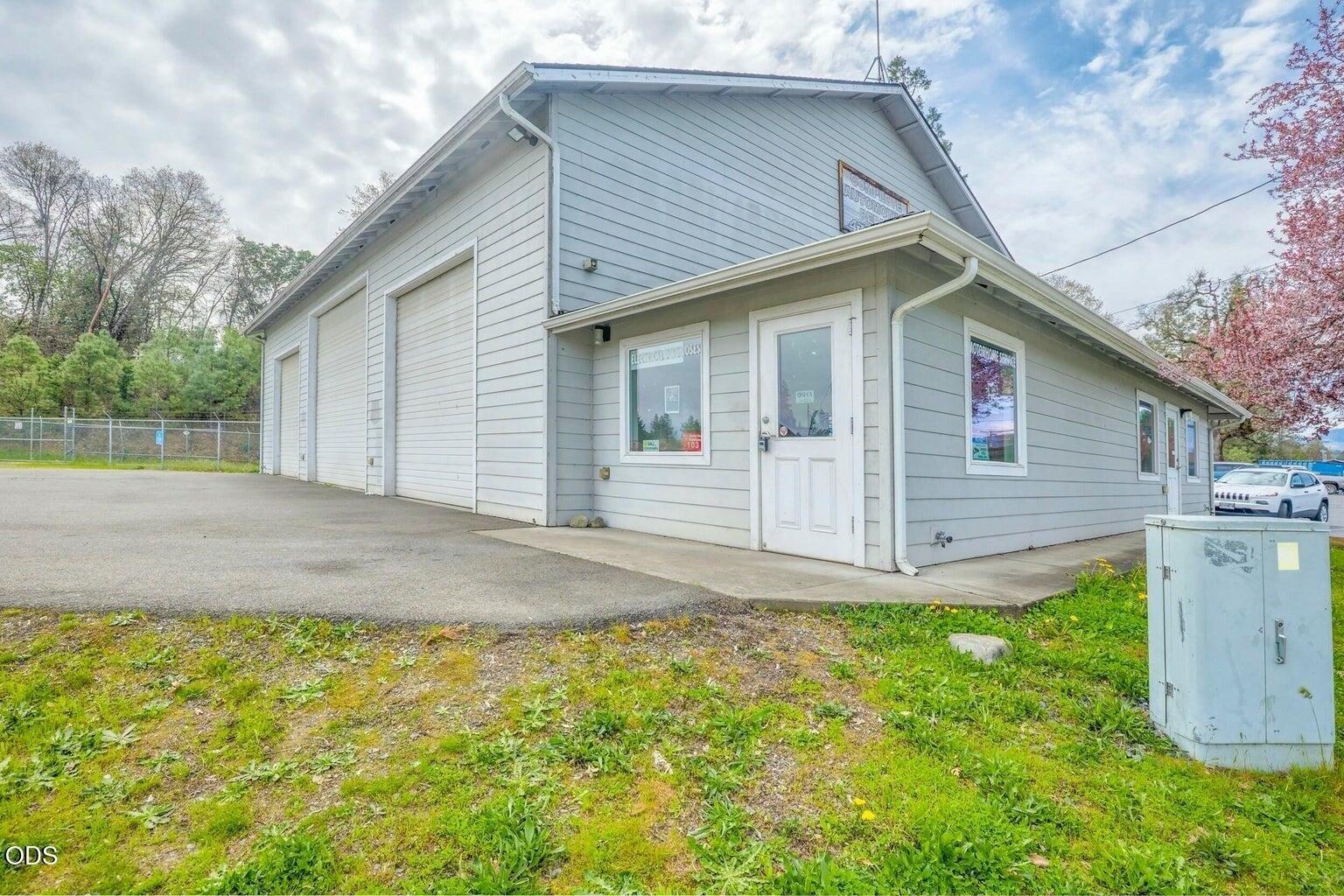 Property Image for 103 Merlin Road