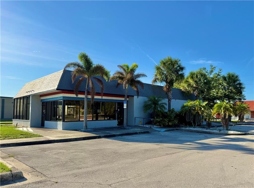 Property Image for 1520 Lakeview Drive