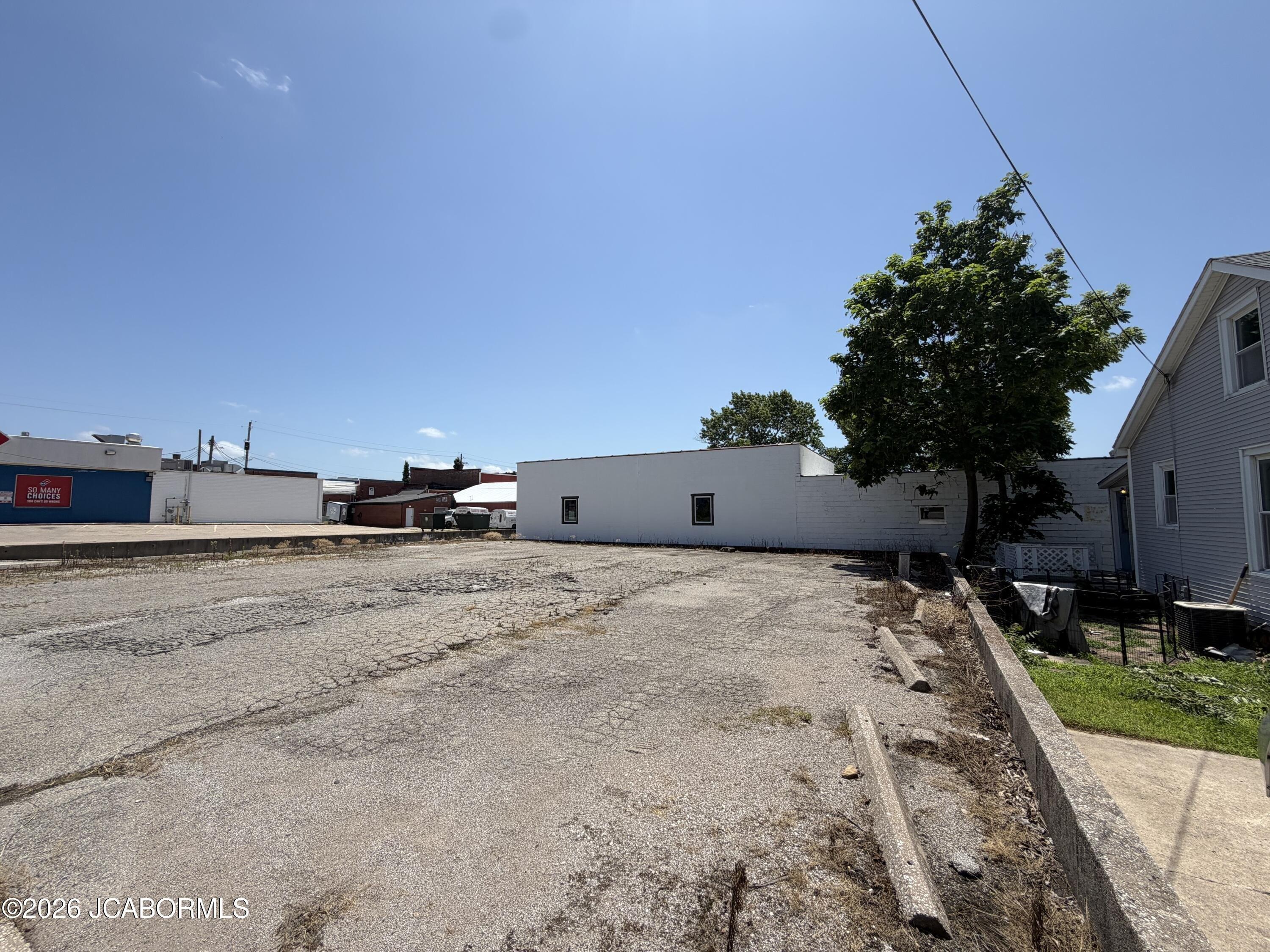 Property Image for W 6TH Street