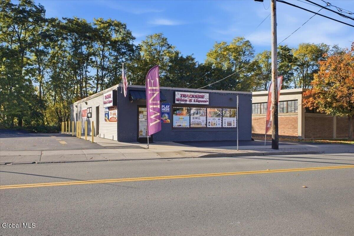 Property Image for 51 W Main Street