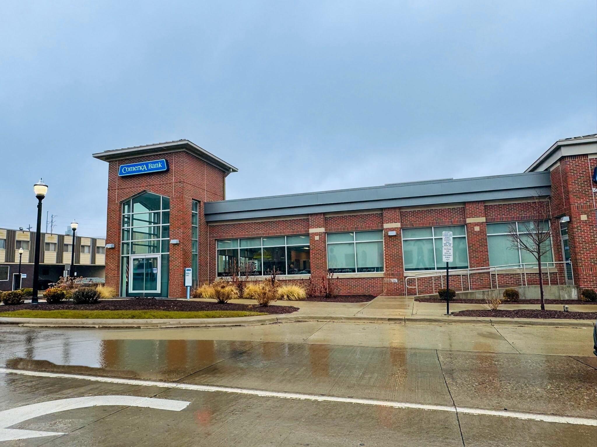 Property Image for 301 N Jackson Street