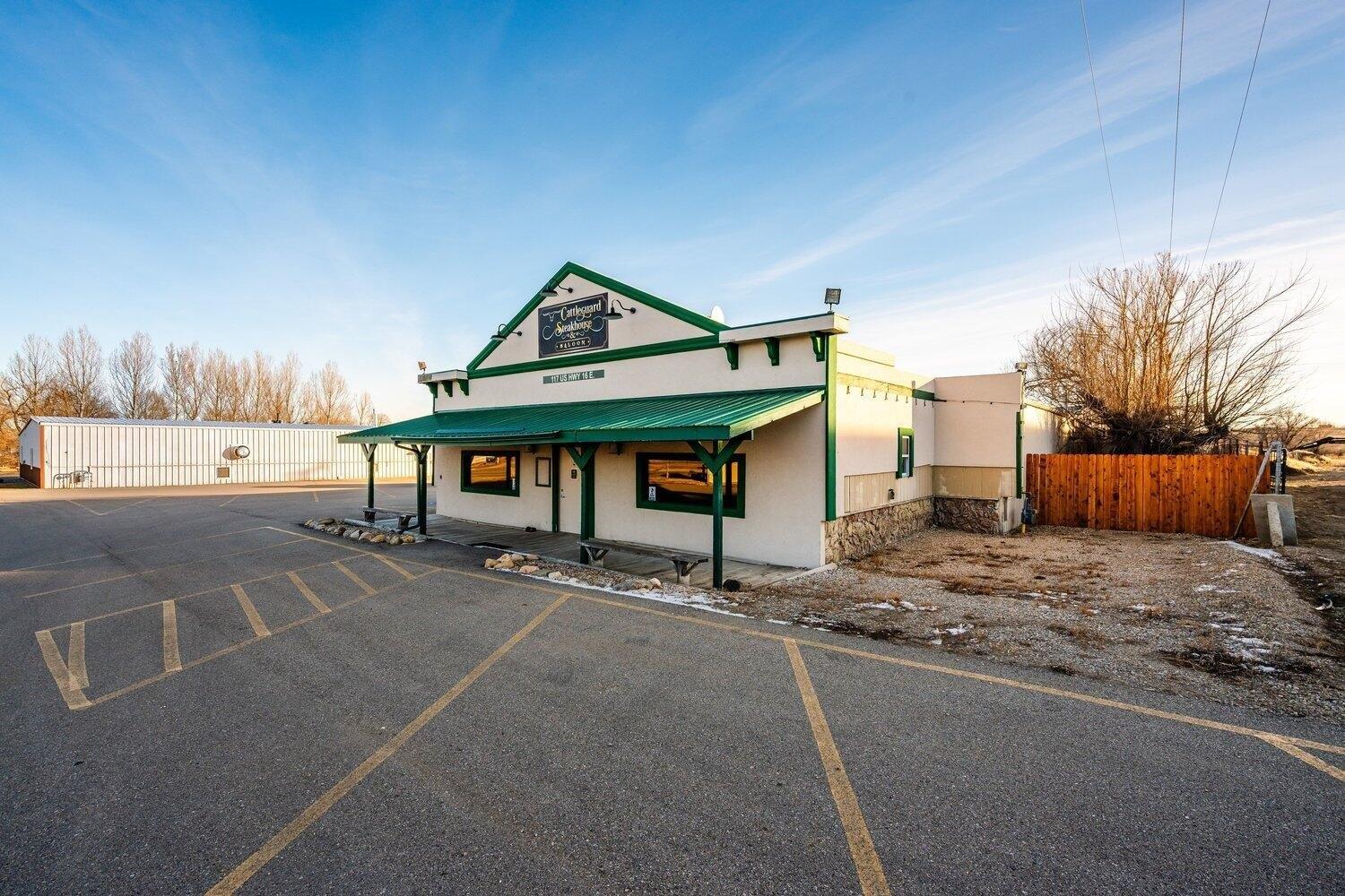 Property Image for 117 E Us Hwy 16