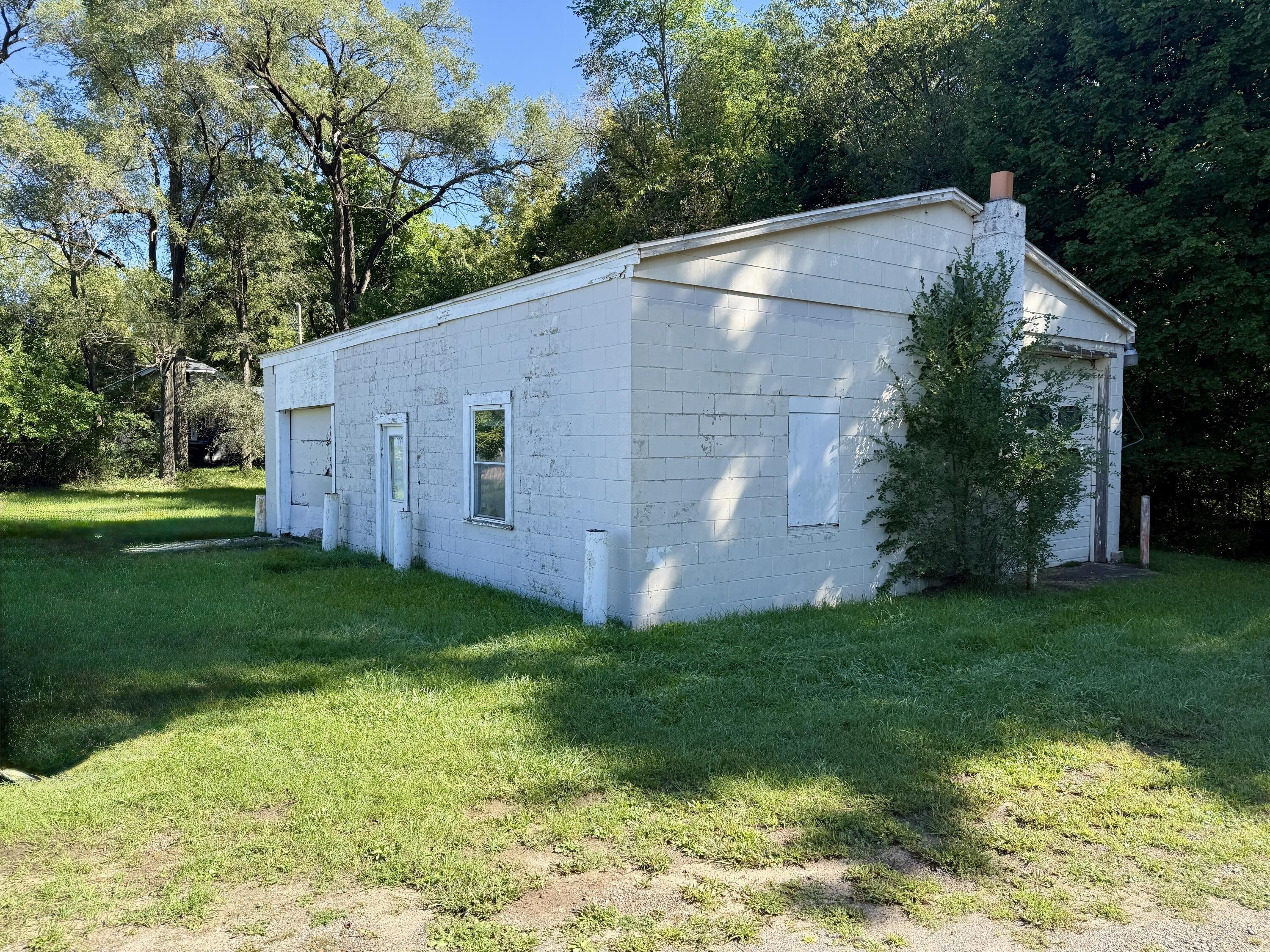Property Image for 2409 Lansing Avenue