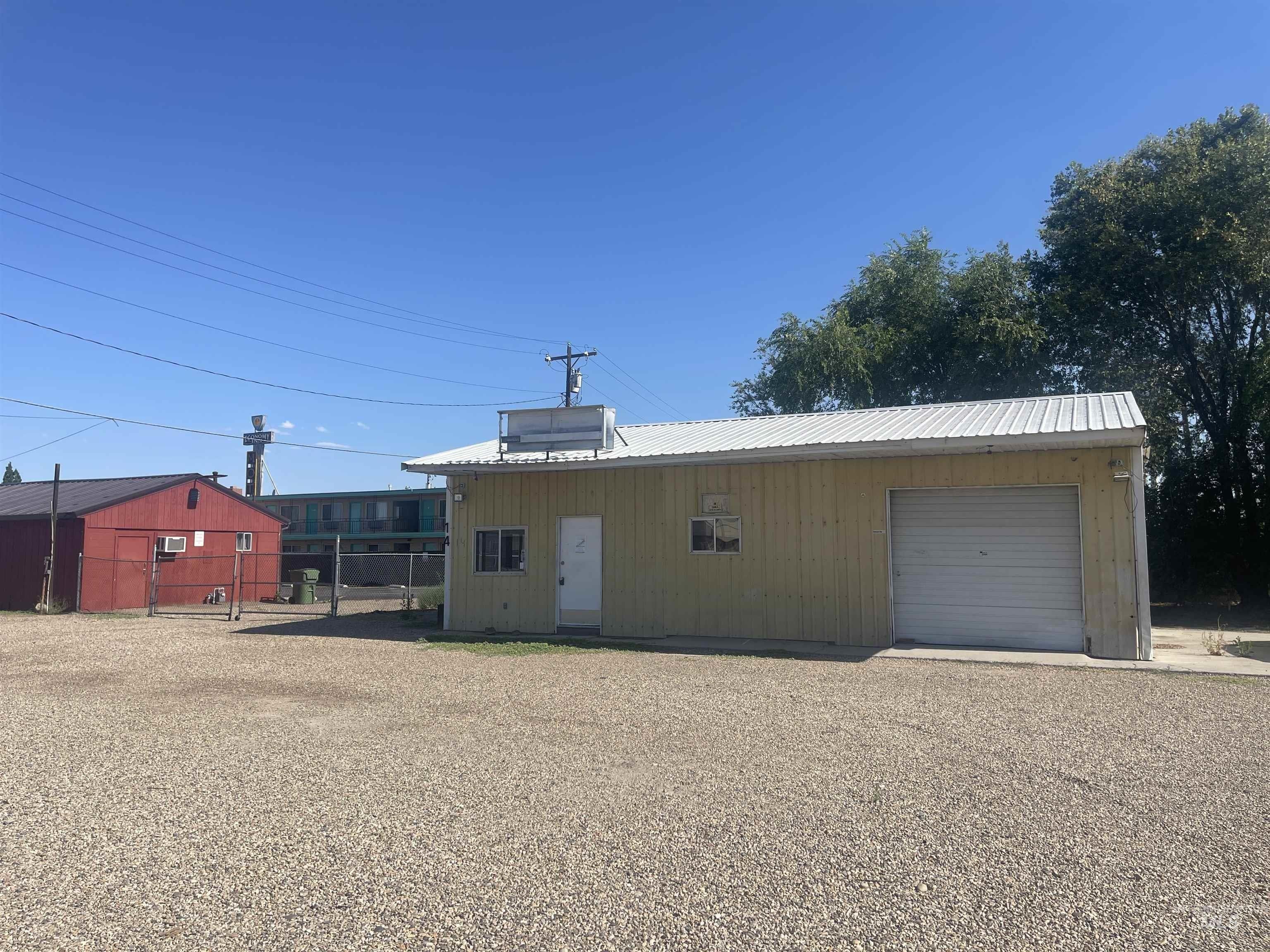 Property Image for 14 N Oregon St