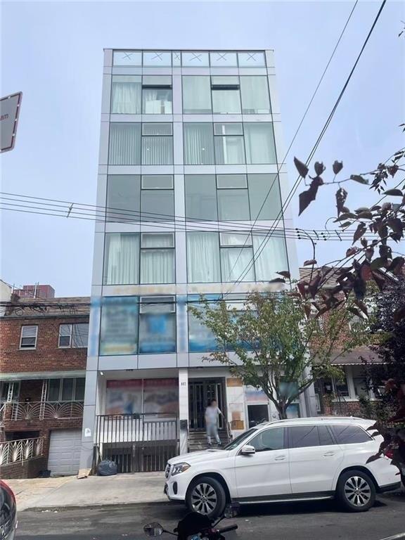 Property Image for 867 53rd Street 3
