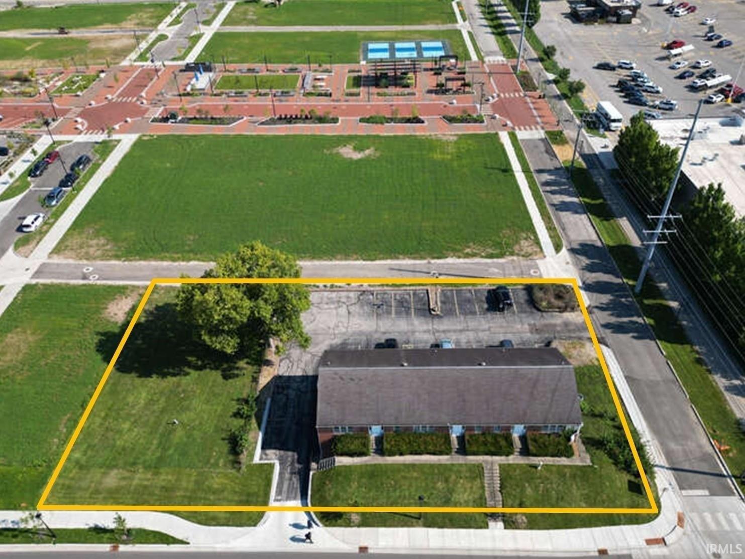 Property Image for 300-314 W 1st Street