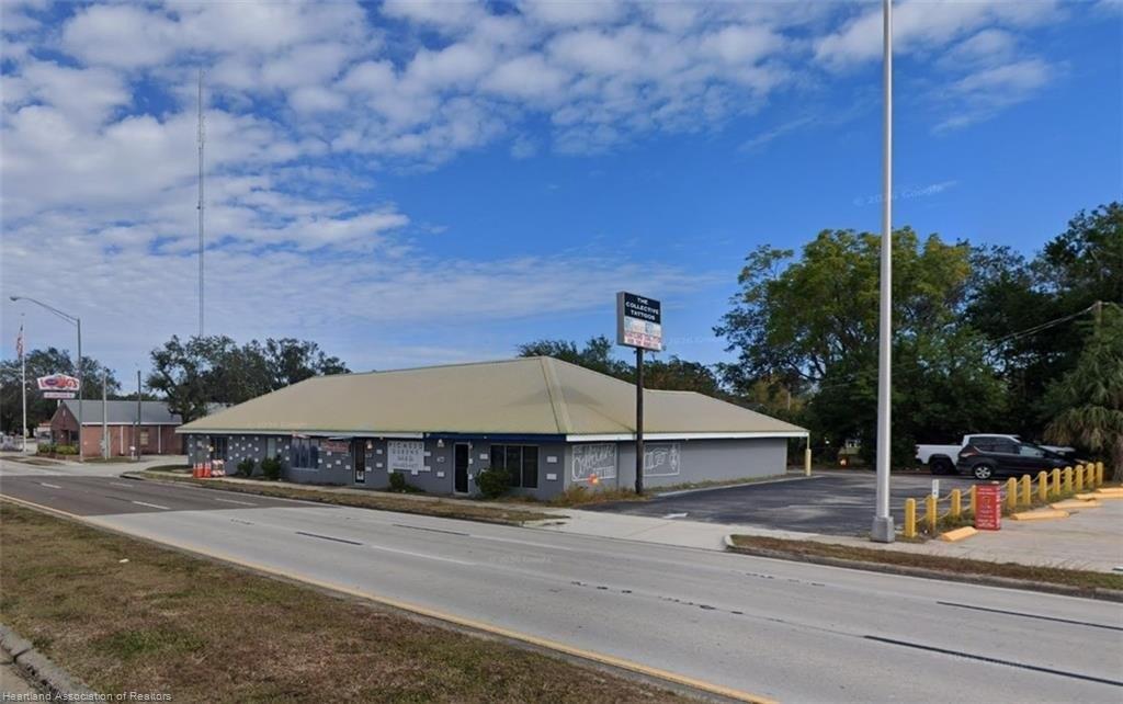 Property Image for 746 US 27 Highway N