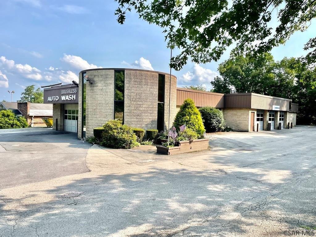 Property Image for 925 Menoher Boulevard