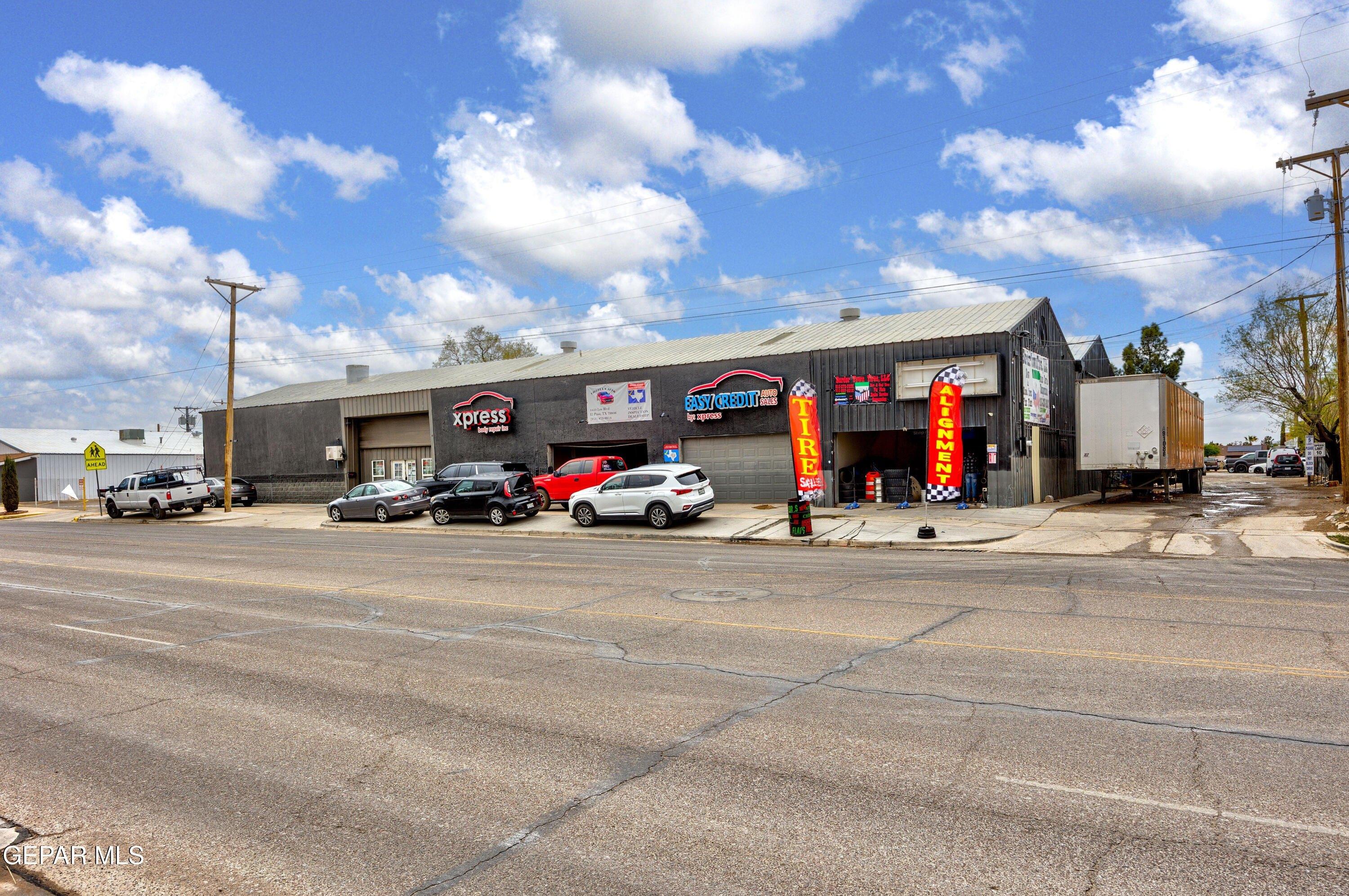 Property Image for 3453 LEE Boulevard