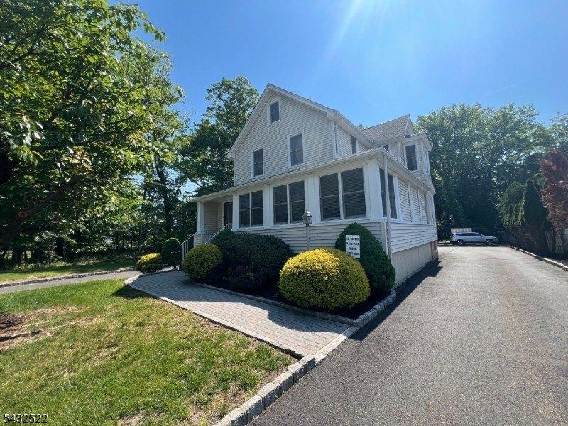 Property Image for 772 Union Blvd