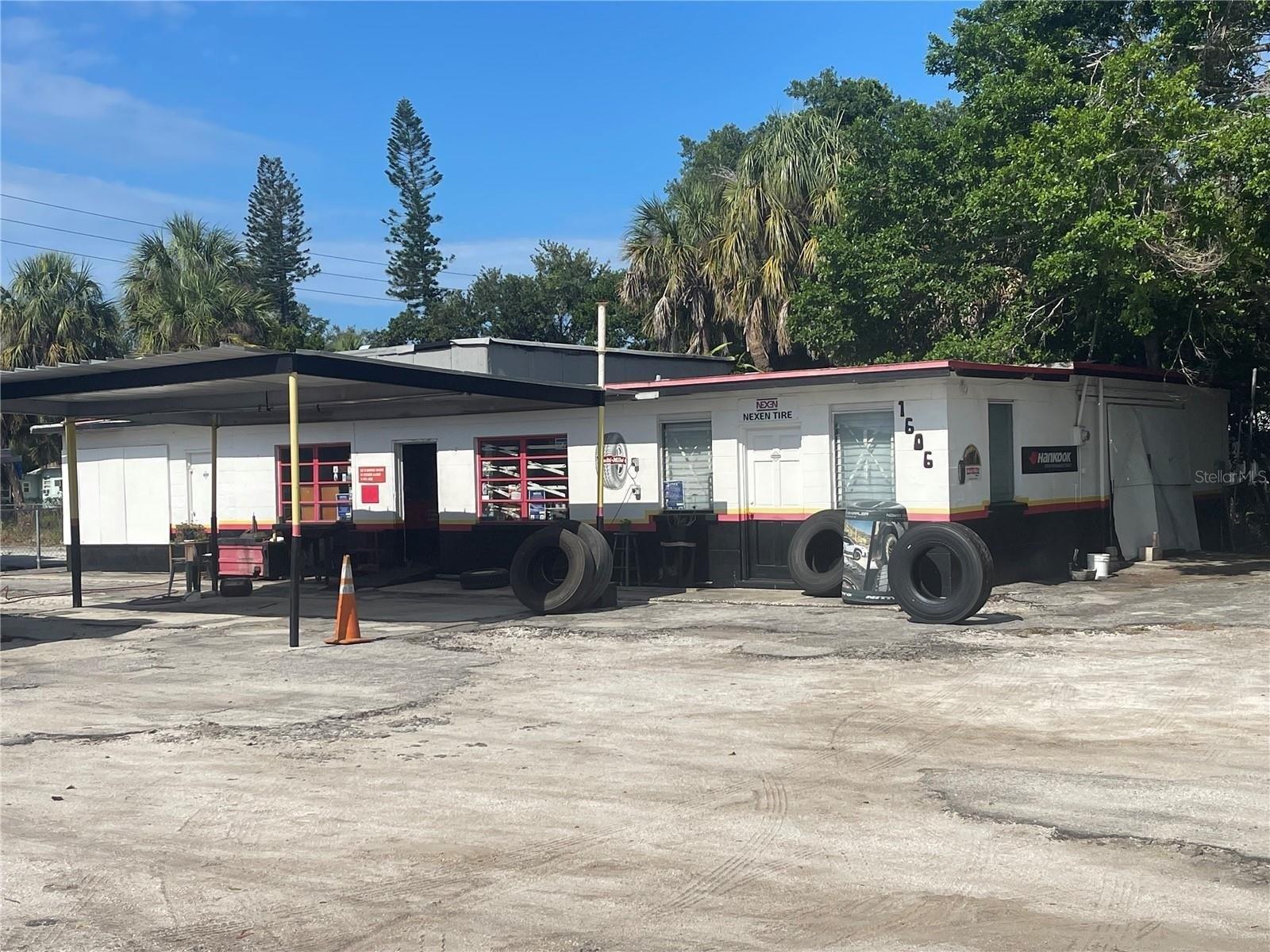 Property Image for 1606 9th Street W